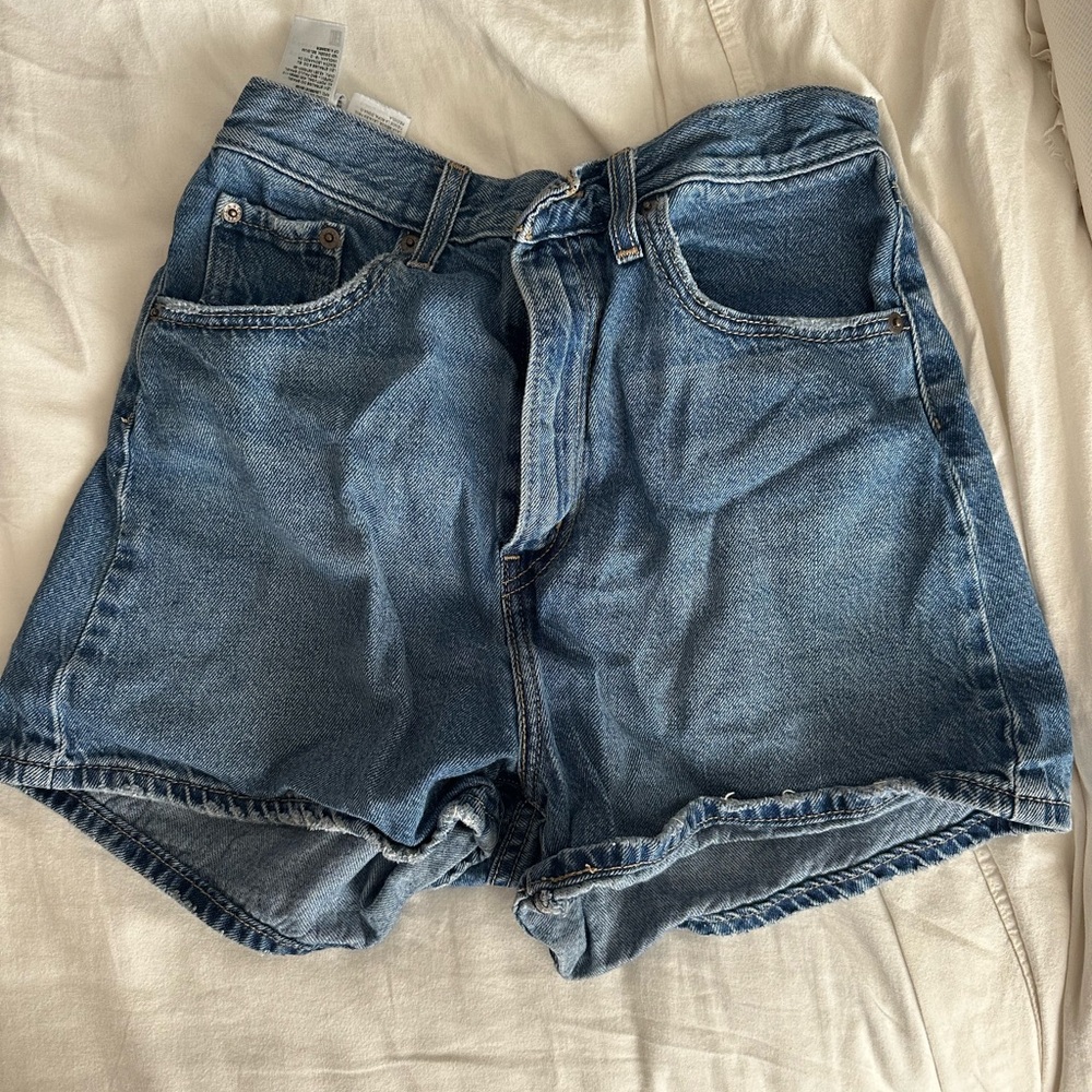 Levi Shorts
